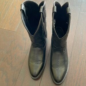 Cody James western boots